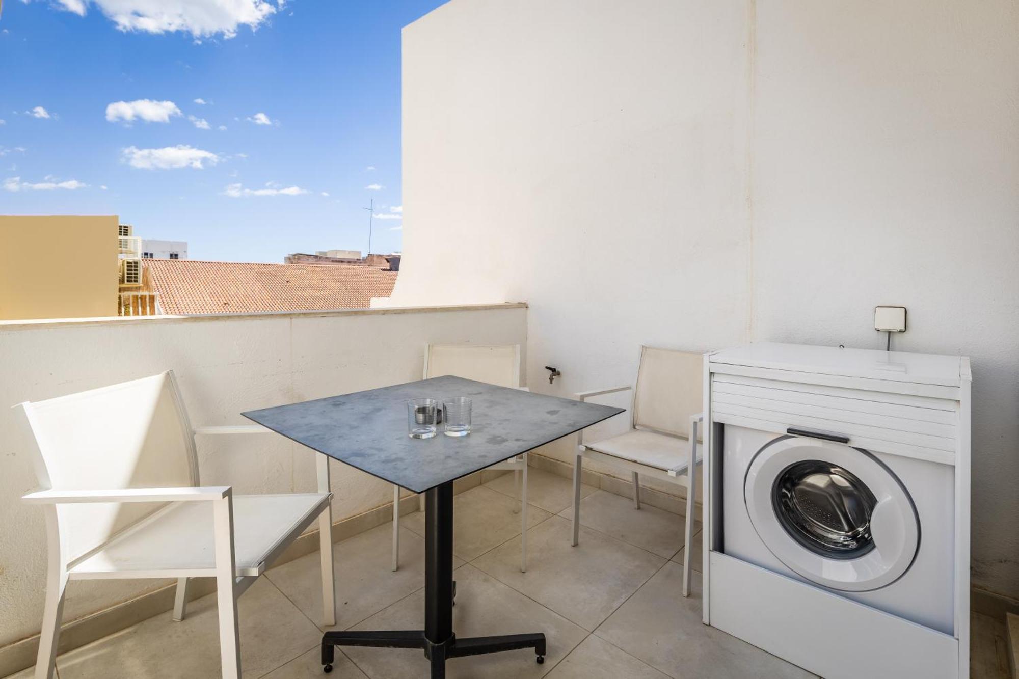 Kunsu'S Apartment 5 Min Walk From St Julians San Ġwann Dış mekan fotoğraf